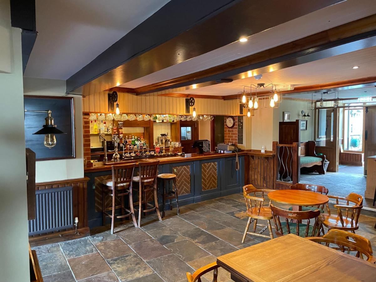 East Ilsley The Swan Inn מראה חיצוני תמונה